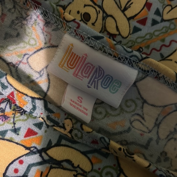 Lularoe Disney Winnie the Pooh Irma top shirt size Small S Aztec floral print - Picture 4 of 4